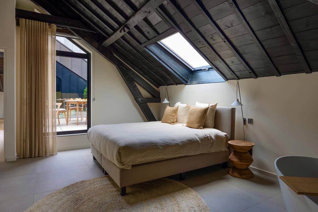 De Gulden Poorte Antwerp - Master Bedroom